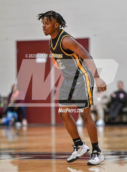 Thumbnail 2 in Martins Mill vs. Timpson (Holiday Hoops Tournament) photogallery.