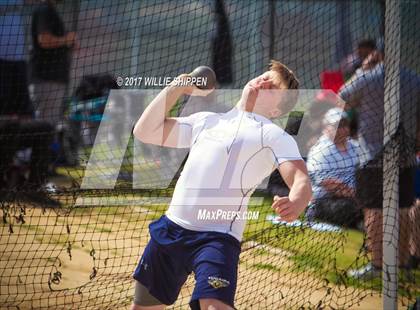 Thumbnail 2 in Paloma Valley Wildcats Relay photogallery.
