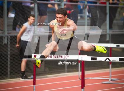 Thumbnail 1 in Paloma Valley Wildcats Relay photogallery.