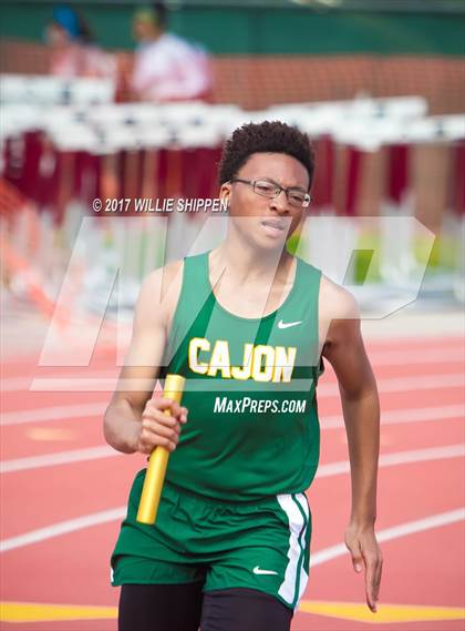 Thumbnail 3 in Paloma Valley Wildcats Relay photogallery.