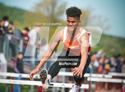 Thumbnail 2 in Paloma Valley Wildcats Relay photogallery.