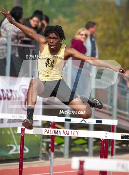 Thumbnail 1 in Paloma Valley Wildcats Relay photogallery.