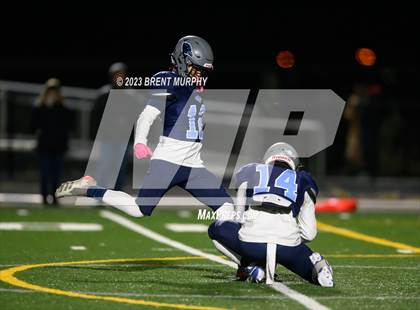 Thumbnail 3 in Roosevelt @ Riverdale Ridge (CHSAA 3A Playoffs 1st Round) photogallery.