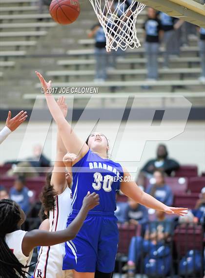 Thumbnail 2 in MacArthur [Douglas] vs Roosevelt [Theodore] photogallery.