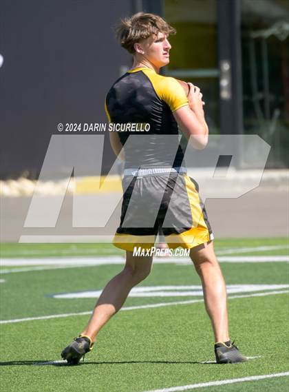 Thumbnail 2 in Gilbert vs Sierra Linda (7on7 Northern Arizona Tournament) photogallery.