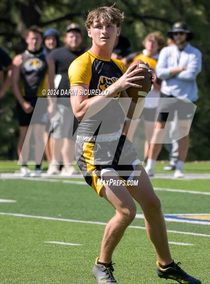 Thumbnail 3 in Gilbert vs Sierra Linda (7on7 Northern Arizona Tournament) photogallery.