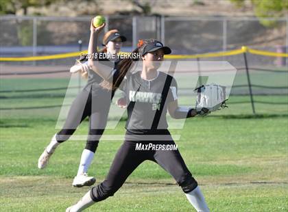 Thumbnail 3 in El Dorado vs. Brea Olinda  photogallery.