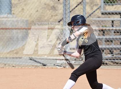 Thumbnail 1 in El Dorado vs. Brea Olinda  photogallery.