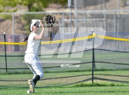 Thumbnail 3 in El Dorado vs. Brea Olinda  photogallery.