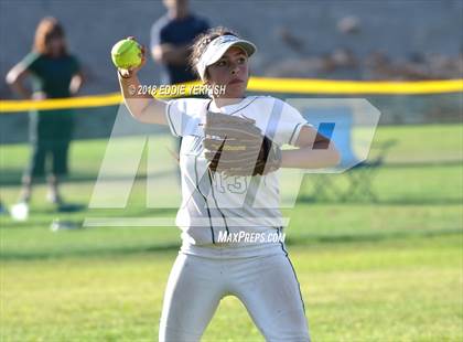 Thumbnail 1 in El Dorado vs. Brea Olinda  photogallery.