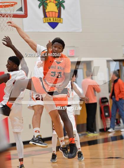 Thumbnail 1 in Lake Wales v South Miami (Prep Hoops Sun Bash) photogallery.