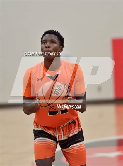 Thumbnail 1 in Lake Wales v South Miami (Prep Hoops Sun Bash) photogallery.