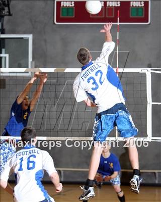 Thumbnail 1 in Serra vs Foothill (De La Salle Tourney) photogallery.