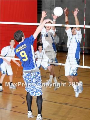 Thumbnail 1 in Serra vs Foothill (De La Salle Tourney) photogallery.