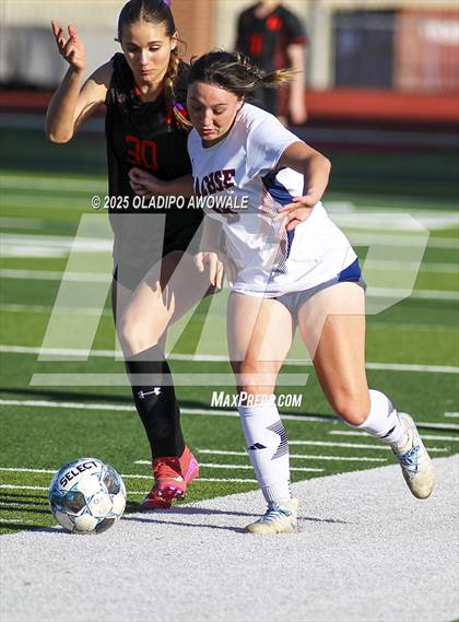 Thumbnail 1 in Rockwall vs. Sachse (UIL 6A Soccer Bi-District Playoffs) photogallery.