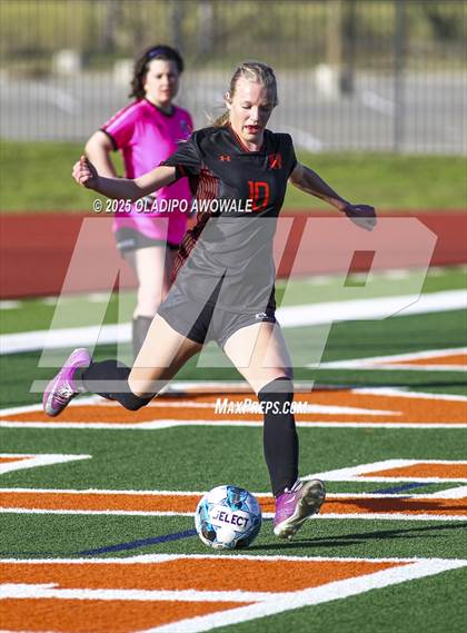 Thumbnail 1 in Rockwall vs. Sachse (UIL 6A Soccer Bi-District Playoffs) photogallery.