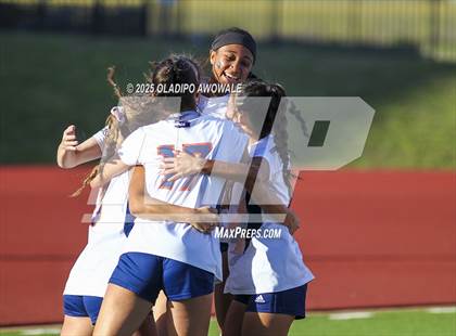 Thumbnail 3 in Rockwall vs. Sachse (UIL 6A Soccer Bi-District Playoffs) photogallery.