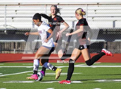 Thumbnail 1 in Rockwall vs. Sachse (UIL 6A Soccer Bi-District Playoffs) photogallery.