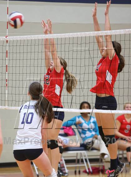Thumbnail 1 in Boyd A vs. McKinney photogallery.