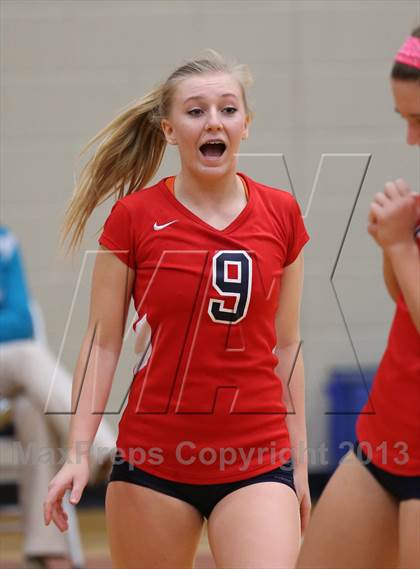 Thumbnail 3 in Boyd A vs. McKinney photogallery.