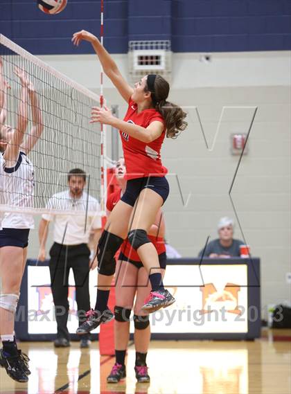 Thumbnail 3 in Boyd A vs. McKinney photogallery.