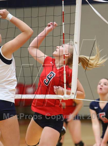 Thumbnail 3 in Boyd A vs. McKinney photogallery.