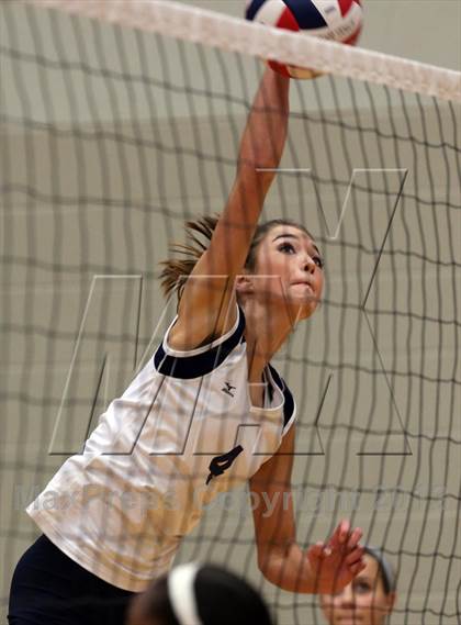 Thumbnail 2 in Boyd A vs. McKinney photogallery.