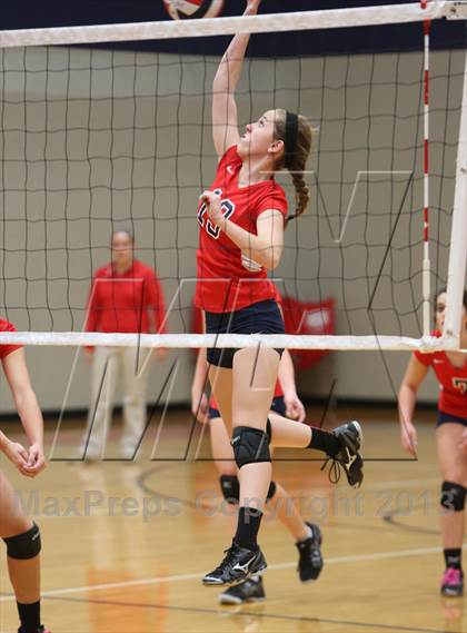 Thumbnail 3 in Boyd A vs. McKinney photogallery.