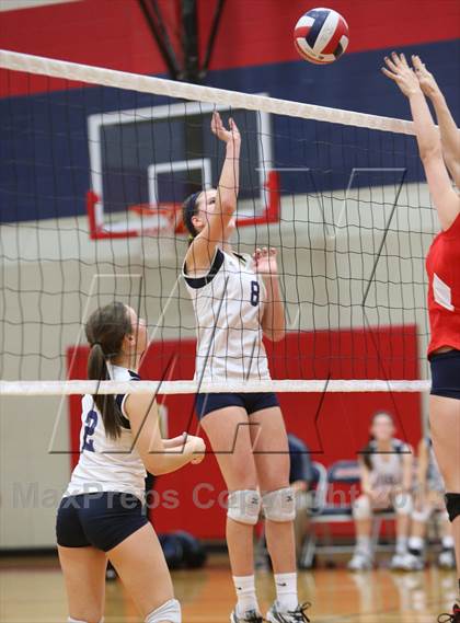 Thumbnail 2 in Boyd A vs. McKinney photogallery.
