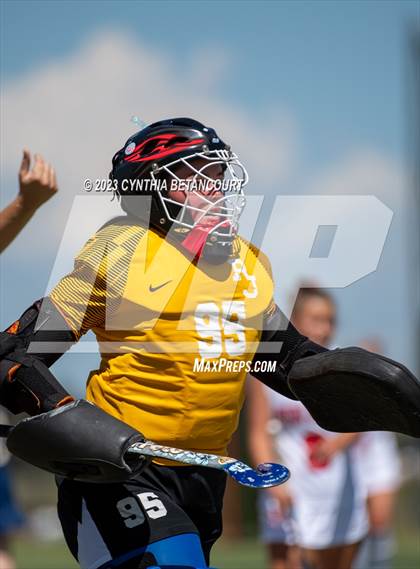 Thumbnail 2 in Regis Jesuit vs Palmer Ridge photogallery.