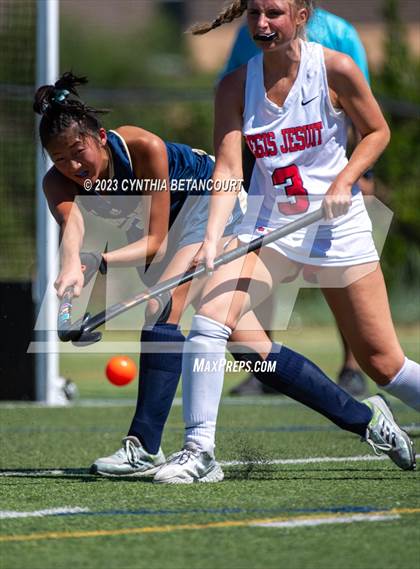 Thumbnail 3 in Regis Jesuit vs Palmer Ridge photogallery.