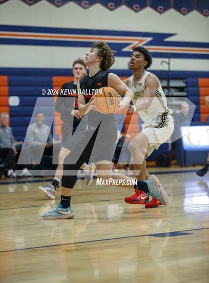 Thumbnail 1 in Knight vs. Westlake photogallery.