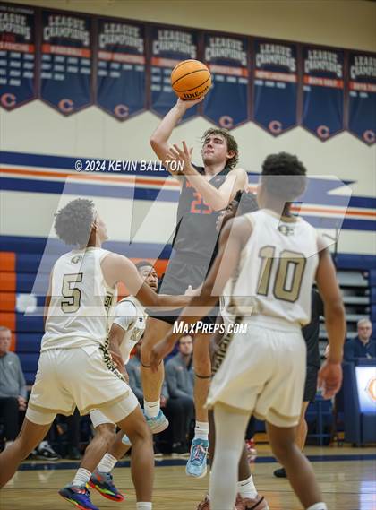 Thumbnail 1 in Knight vs. Westlake photogallery.