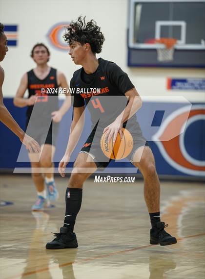 Thumbnail 3 in Knight vs. Westlake photogallery.
