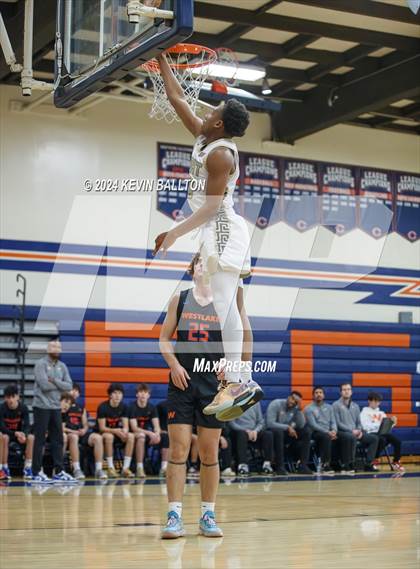 Thumbnail 3 in Knight vs. Westlake photogallery.