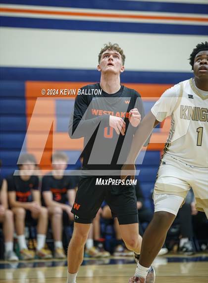 Thumbnail 3 in Knight vs. Westlake photogallery.