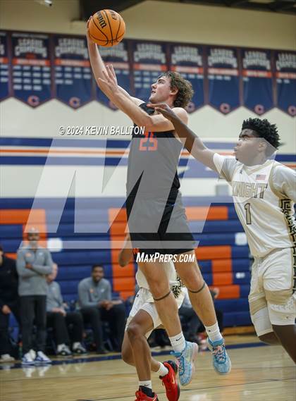 Thumbnail 3 in Knight vs. Westlake photogallery.