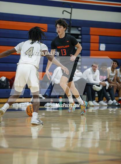 Thumbnail 2 in Knight vs. Westlake photogallery.
