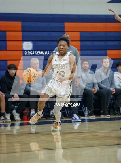 Thumbnail 3 in Knight vs. Westlake photogallery.