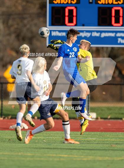 Thumbnail 3 in Oyster River vs. Bow (NHIAA Division 2 State Final) photogallery.