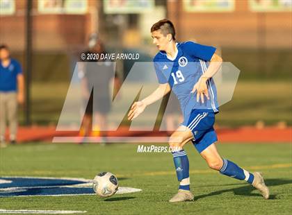 Thumbnail 3 in Oyster River vs. Bow (NHIAA Division 2 State Final) photogallery.