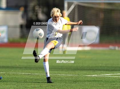 Thumbnail 1 in Oyster River vs. Bow (NHIAA Division 2 State Final) photogallery.
