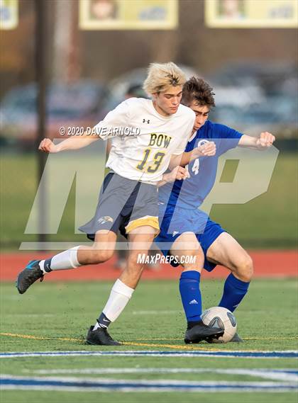 Thumbnail 3 in Oyster River vs. Bow (NHIAA Division 2 State Final) photogallery.