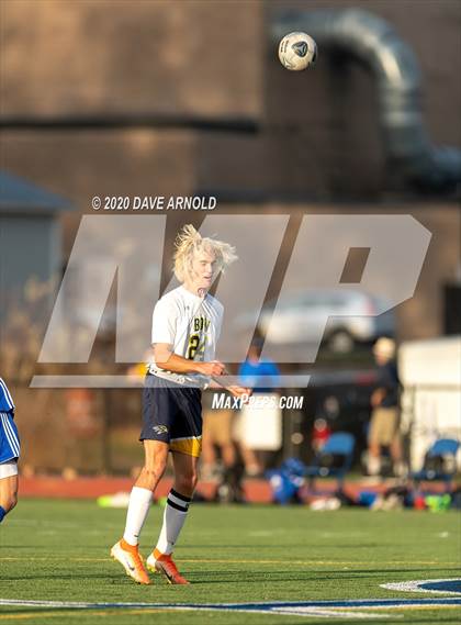 Thumbnail 3 in Oyster River vs. Bow (NHIAA Division 2 State Final) photogallery.