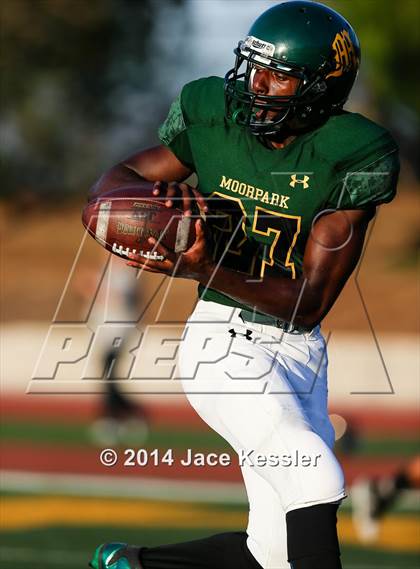 Thumbnail 2 in St. Francis @ Moorpark photogallery.