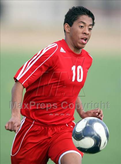 Thumbnail 1 in Ozen vs Belton (RRISD Soccer Classic) photogallery.