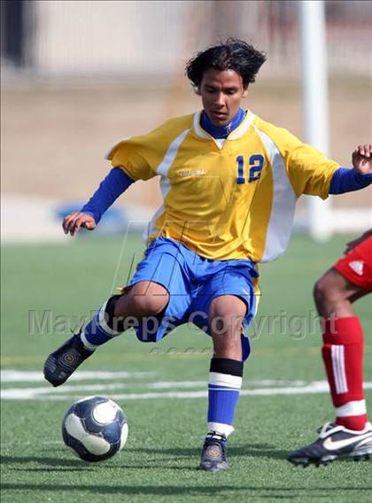 Thumbnail 2 in Ozen vs Belton (RRISD Soccer Classic) photogallery.