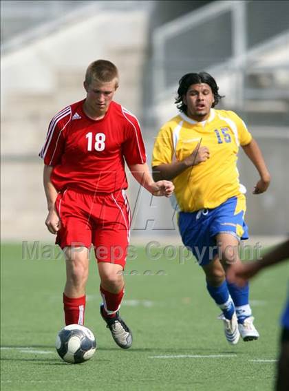 Thumbnail 3 in Ozen vs Belton (RRISD Soccer Classic) photogallery.