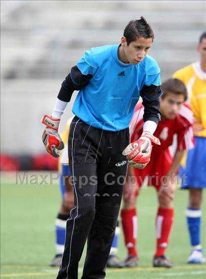 Thumbnail 2 in Ozen vs Belton (RRISD Soccer Classic) photogallery.