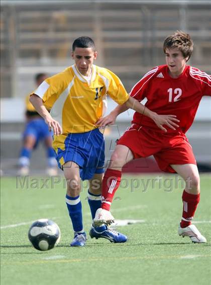 Thumbnail 3 in Ozen vs Belton (RRISD Soccer Classic) photogallery.
